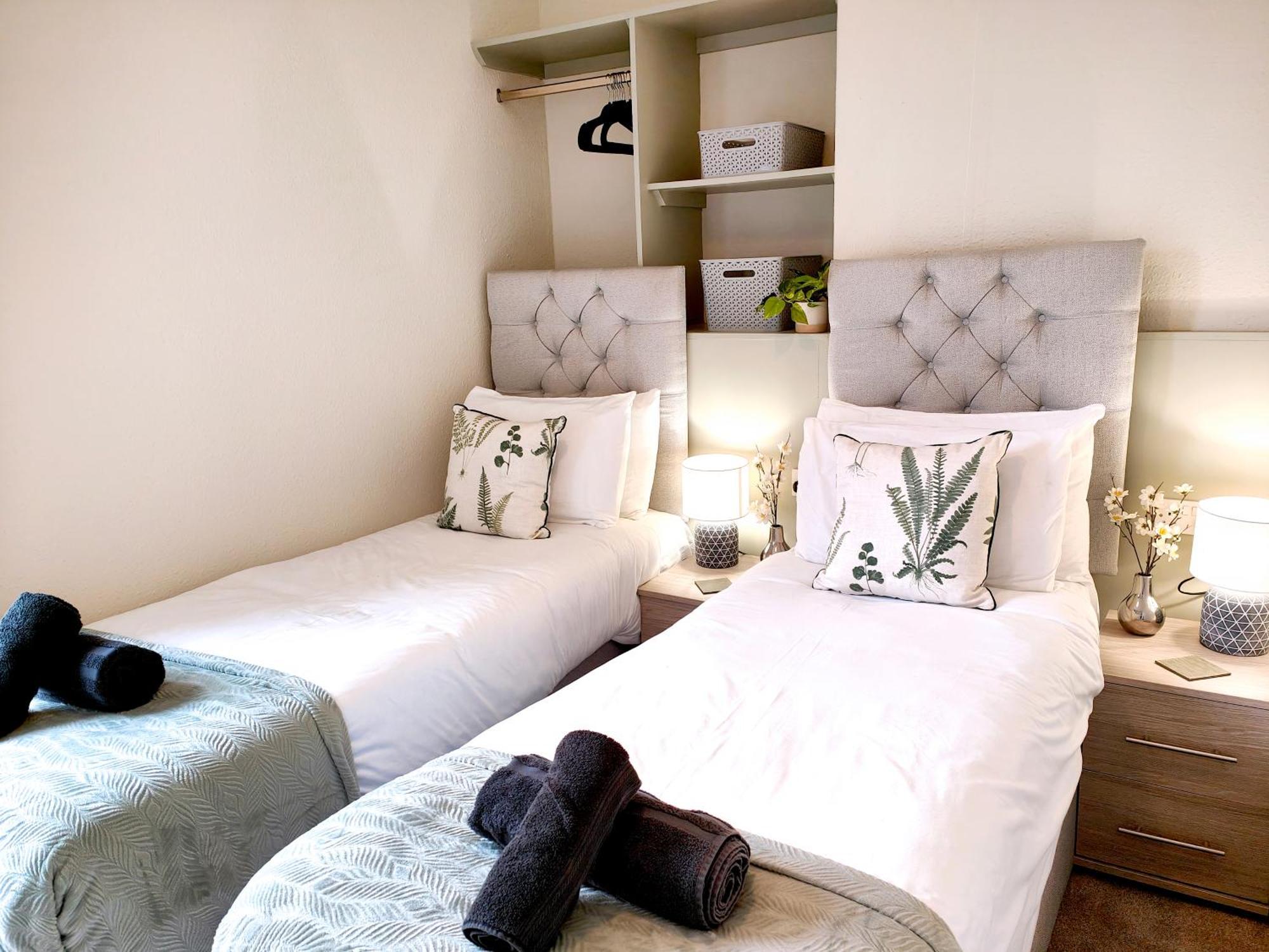 Douglas House, Near Hospital, Attractive And Comfy 2 Bedroom House With Enclosed Yard To Rear Carlisle  Exteriér fotografie