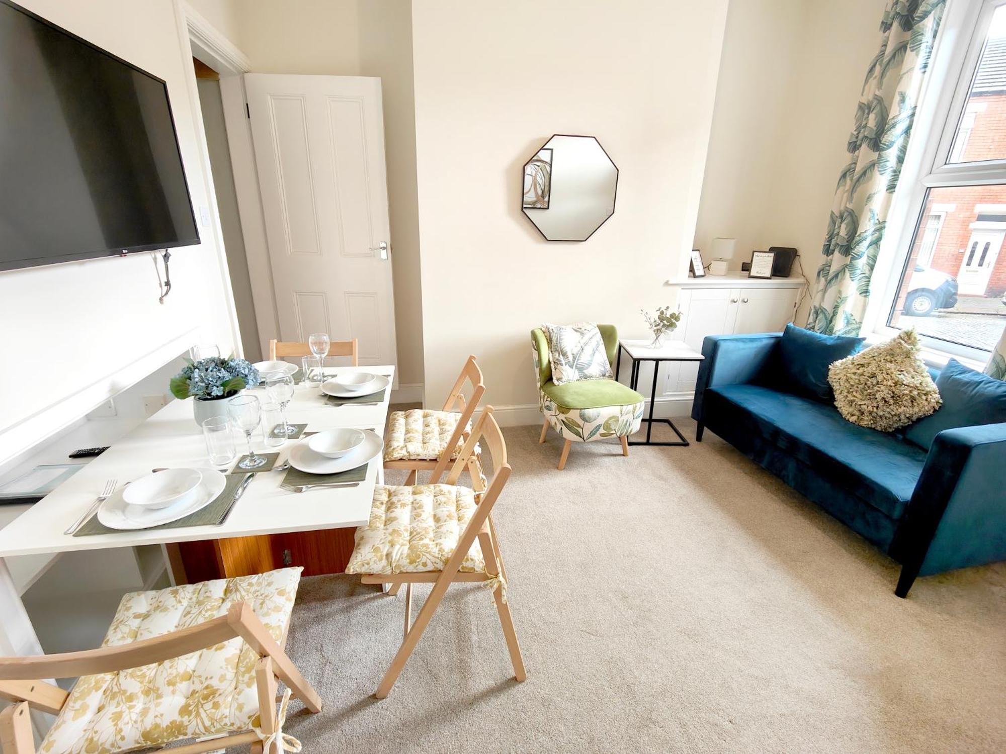 Douglas House, Near Hospital, Attractive And Comfy 2 Bedroom House With Enclosed Yard To Rear Carlisle  Exteriér fotografie